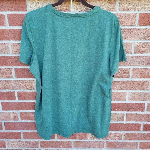 Life is Good Cool Tee Classic Fit Women's XL Michigan State University V Neck - Picture 2 of 7